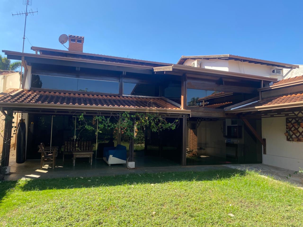 Sobrado a venda em ótima localização no bairro primavera