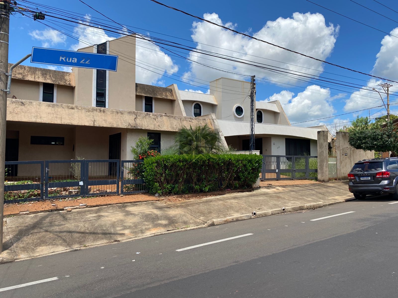 Excelente oportunidade!! 2 imóveis pelo preço de 1