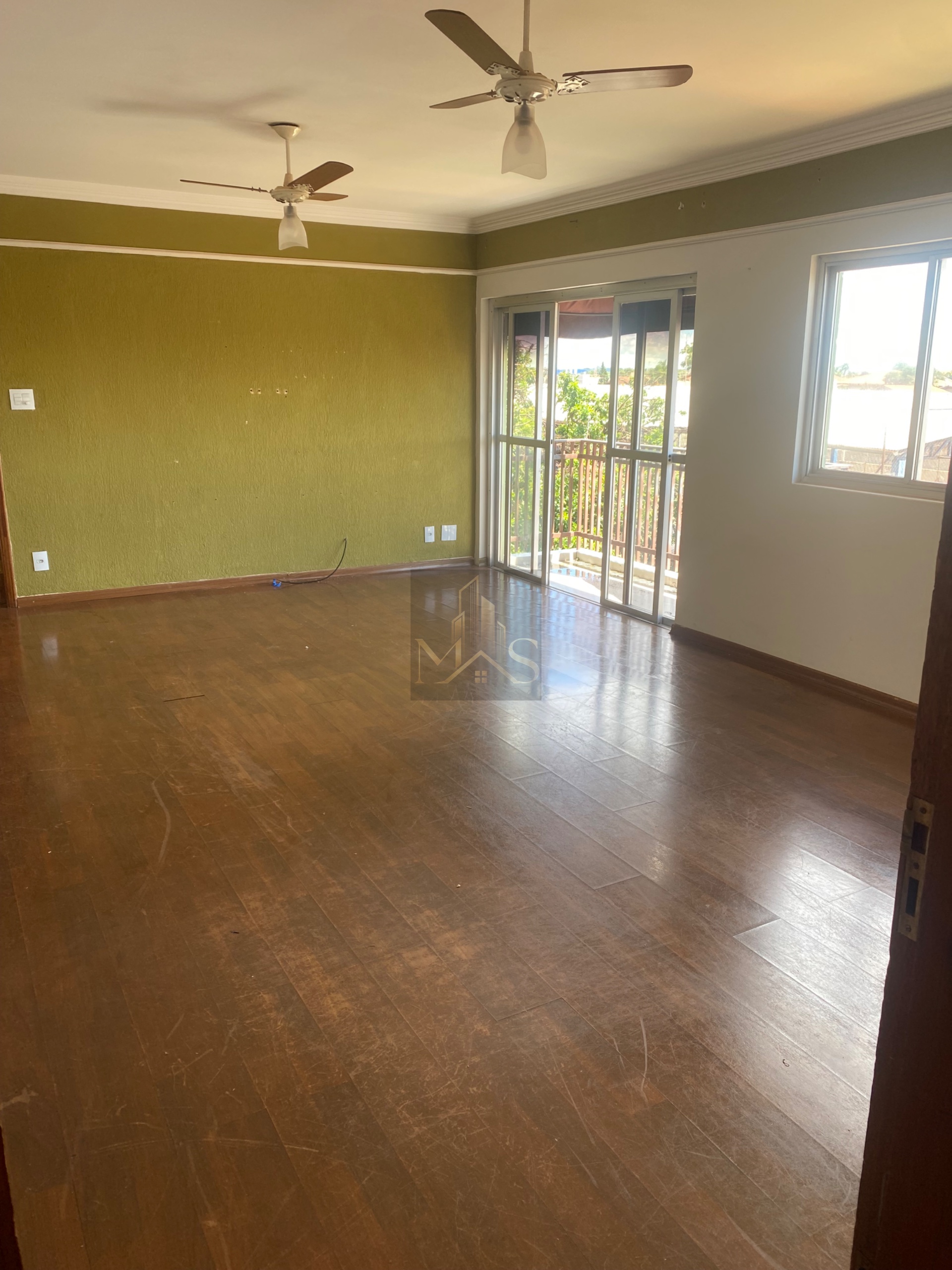 Apartamento a venda no Residencial Ivai - Bairro Celina